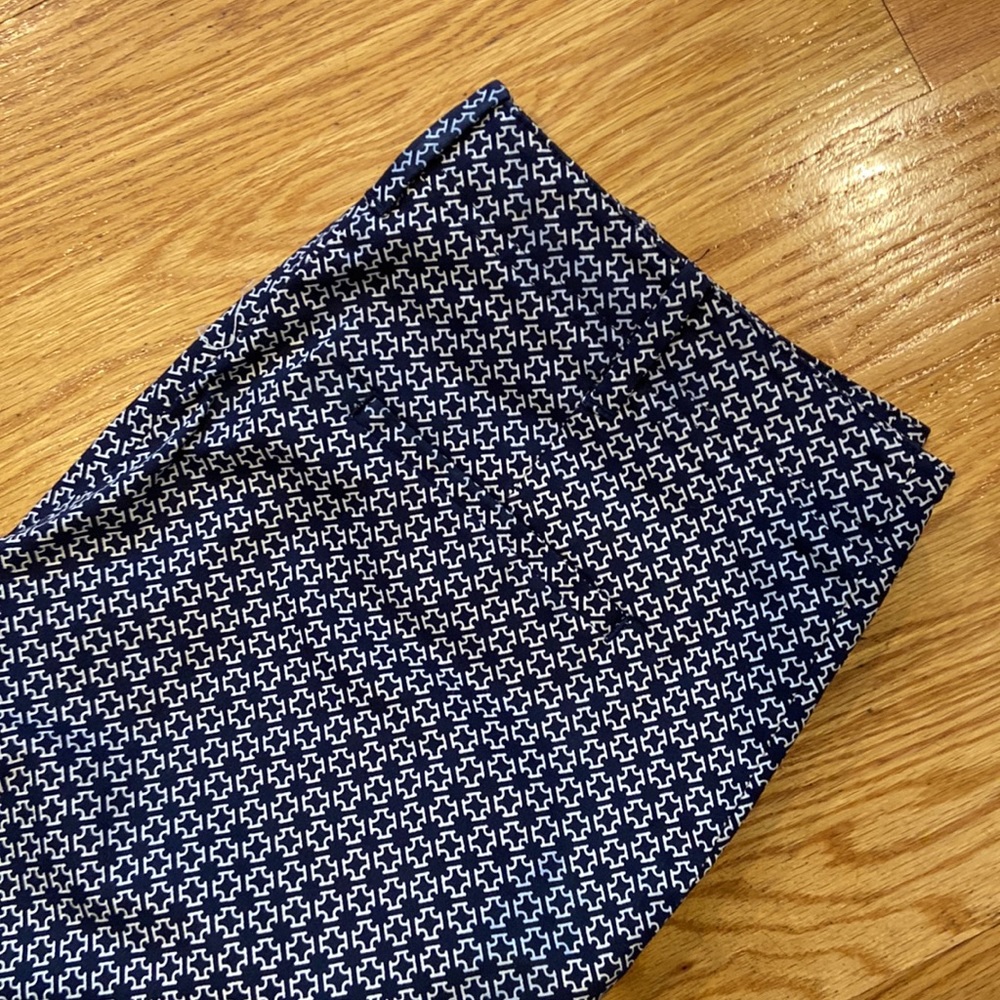 Talbots Shorts Size 4 - Picture 4 of 7